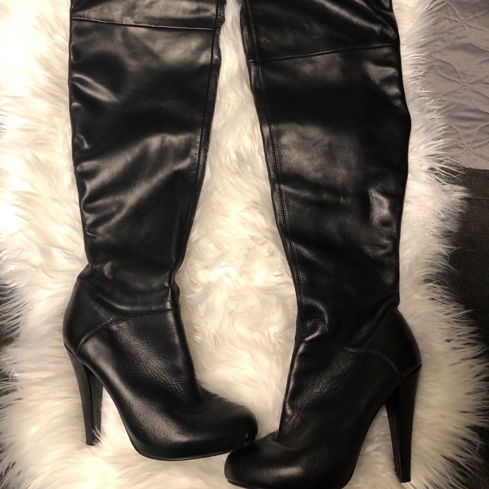 Colin Stuart Over the Knee Black Boots